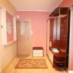 Įėjimo zona ir koridorius – parduodamas butas su buitine technika Klaipėdoje