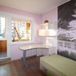 Miegamasis kambarys su langu ir baltais baldais – 55.5 m² butas Klaipėdoje