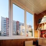 Vienas iš dviejų balkonų – pirmo aukšto butas Laukininkų g. 27