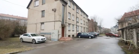 Parduodamas įrengtas 18 kv. m. vieno kambario butas Klaipėdoje, Geležinkelio g.